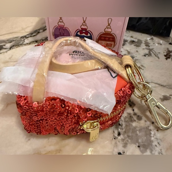 Loungefly Disney Princess Sequin  Mini Backpack Keychain Charm - Confirmed MOANA - Picture 4 of 4